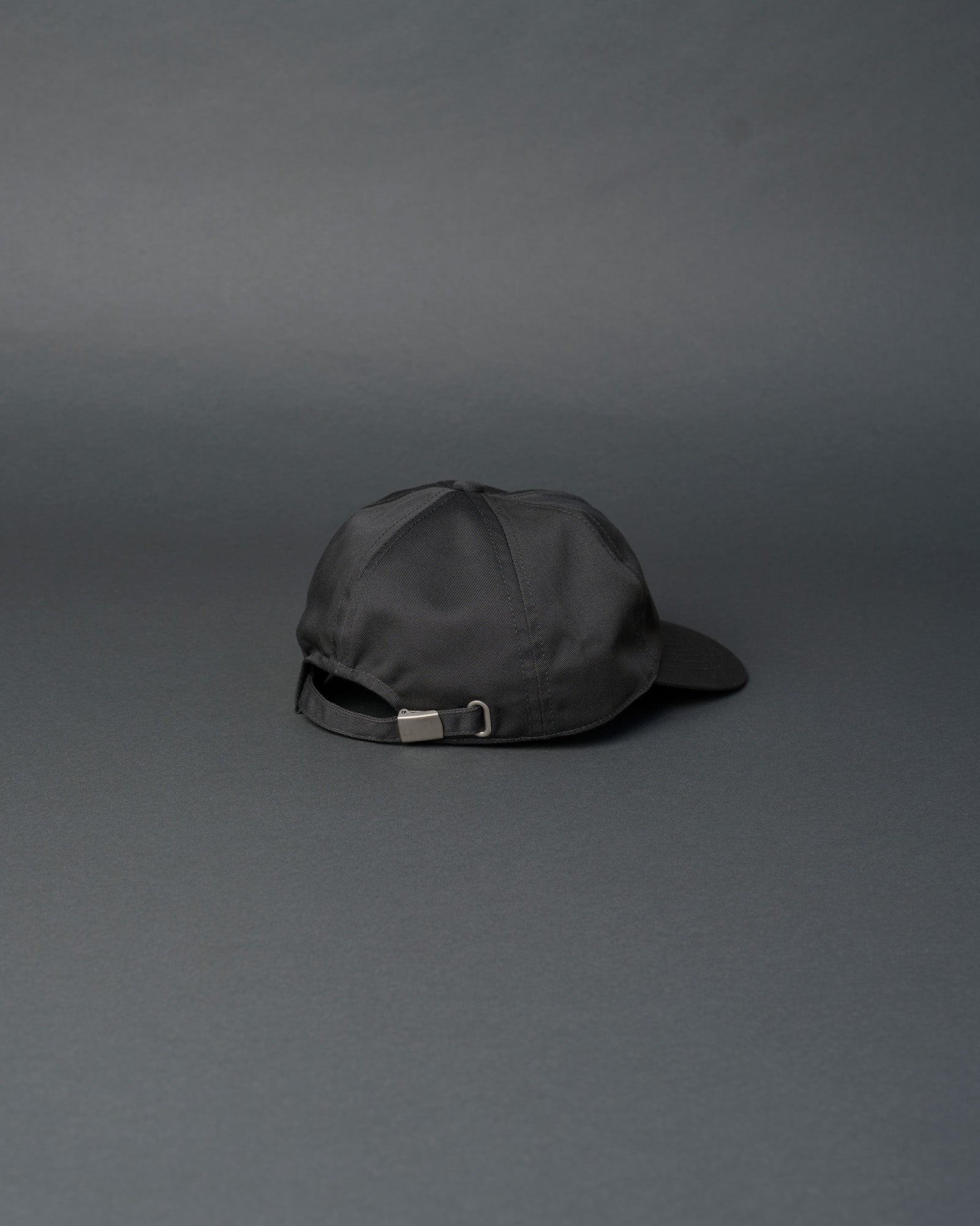 Gris × TEMBEA ZINE CAP